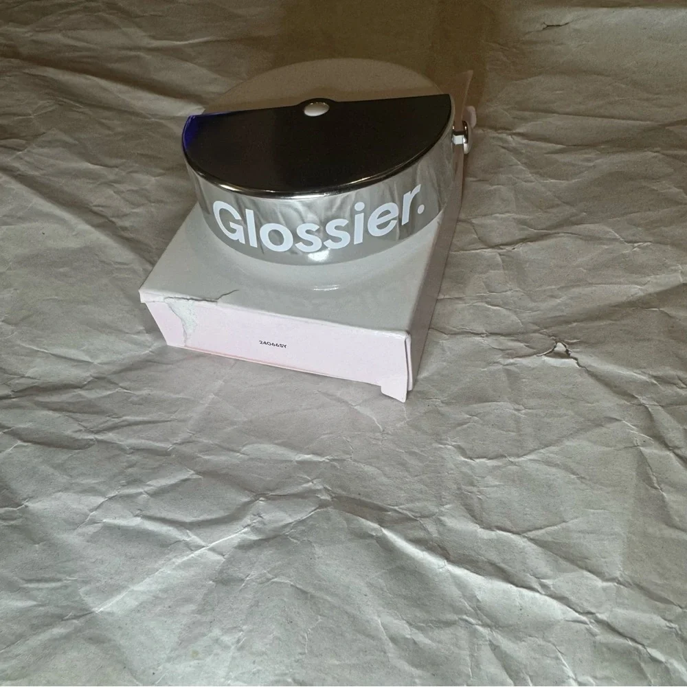 glossier stretch face brush